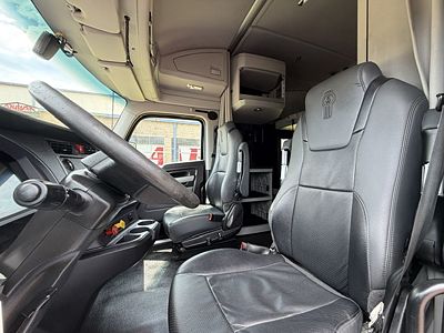 2022 Kenworth T680
