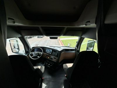 2022 Freightliner CASCADIA