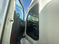 2020 Freightliner CA126