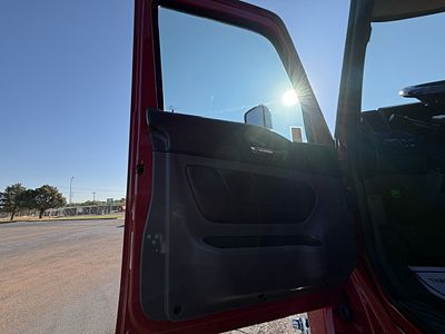 2022 International LT625