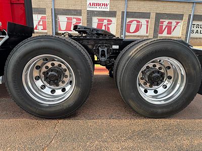2023 Kenworth T680