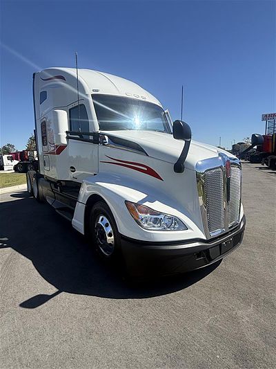2023 Kenworth T680