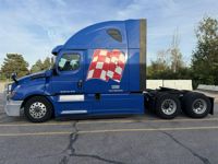 2019 Freightliner CA126