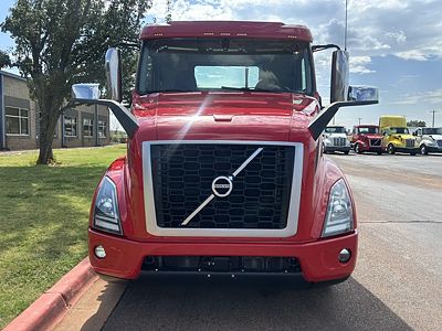 2022 Volvo VNR300