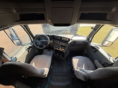 2022 International LT625