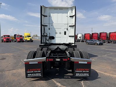 2022 International LT625