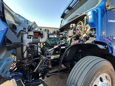2022 Volvo VNL860