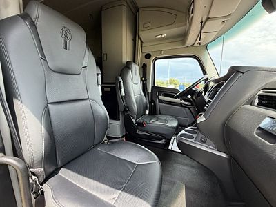 2022 Kenworth T680