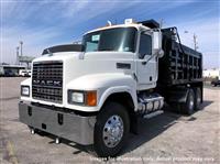 2010 Mack CHU613