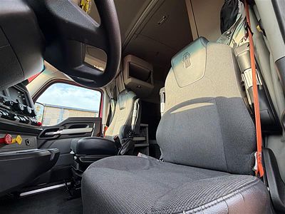 2023 Kenworth T680