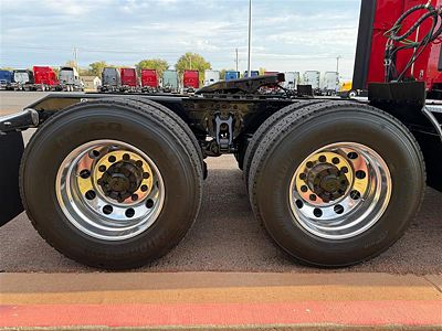 2023 Kenworth T680