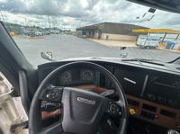 2021 Freightliner CA126