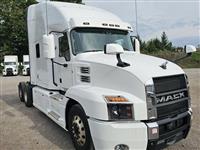 2020 Mack AN64T