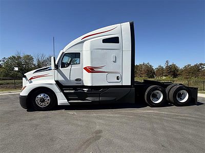 2023 Kenworth T680