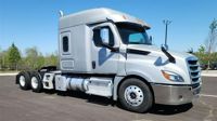 2020 Freightliner CA126