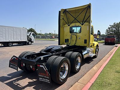 2023 Peterbilt 579