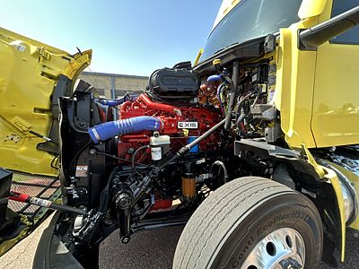 2023 Peterbilt 579