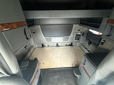 2022 International LT625