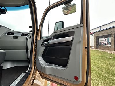 2022 Kenworth T680