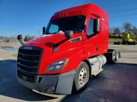 2020 Freightliner CA116