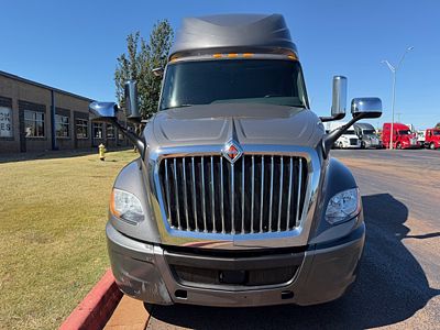 2022 International LT625