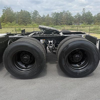2023 Peterbilt 579