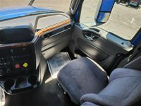 2021 International LT625