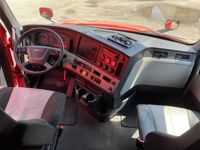 2021 Freightliner CA126