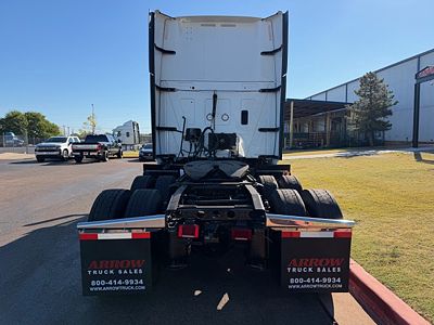 2022 International LT625