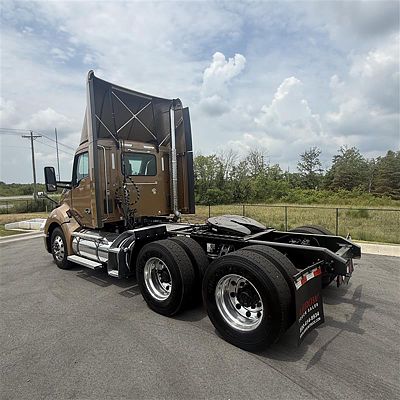 2022 Kenworth T680