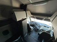 2021 Freightliner CA126