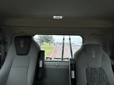 2022 Kenworth T680