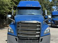 2020 Freightliner CA126