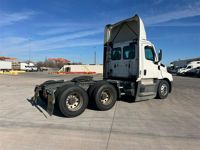 2021 Freightliner CA126