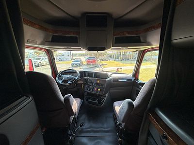 2022 International LT625
