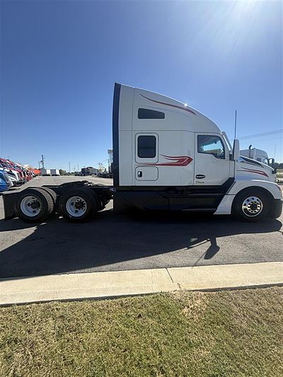 2023 Kenworth T680