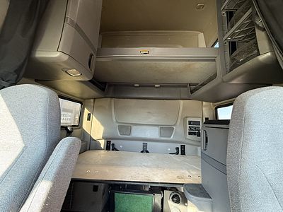 2022 International LT625