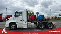 2024 Volvo VNR64T300