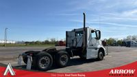 2023 Volvo VNR64T300