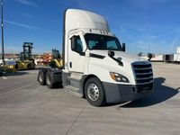 2021 Freightliner CA126