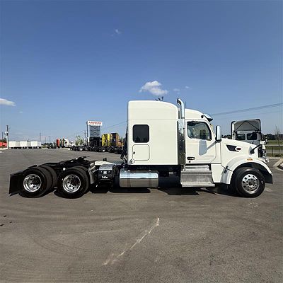 2023 Peterbilt 567