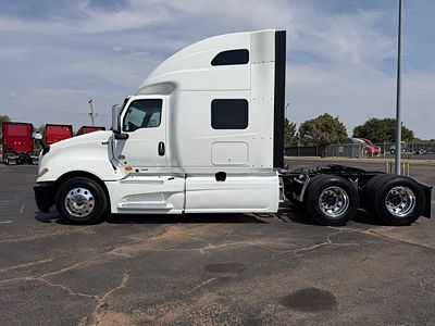 2022 International LT625