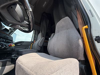 2022 International LT625