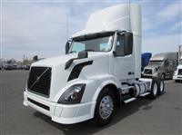 2014 Volvo VNL300