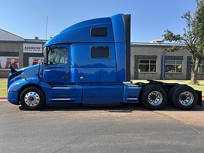 2022 Volvo VNL860
