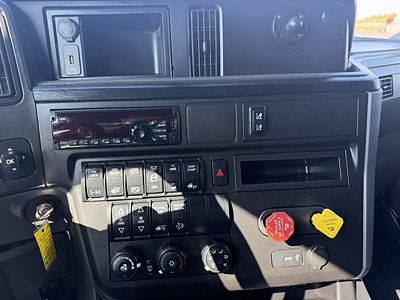 2019 International LT