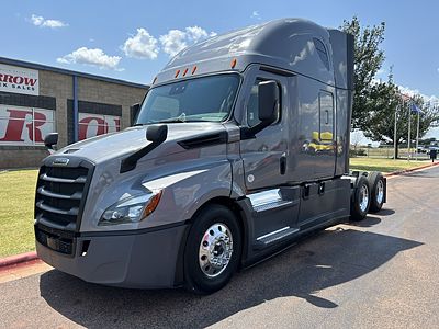 2022 Freightliner CA126