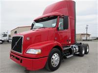 2014 Volvo VNM64T