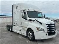 2020 Freightliner CA126