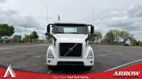 2023 Volvo VNR64T300